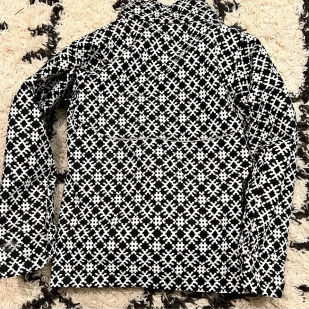 Like new! Columbia 3 in 1 jacket. Size 14/16. Like new condition. Worn once.